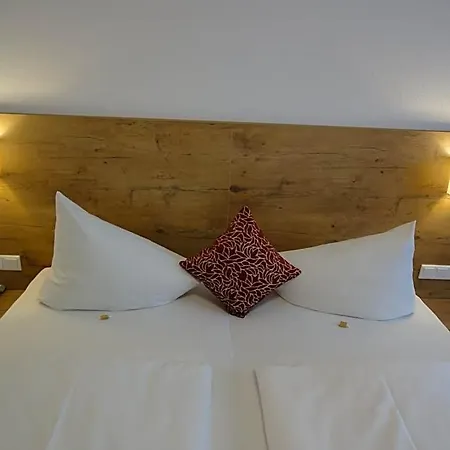 Hotel Krone 3*