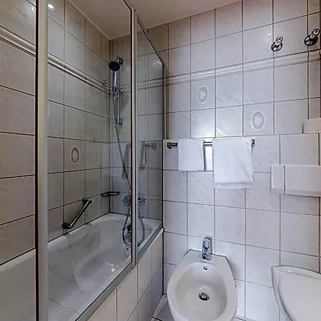 Hotel Krone 3*