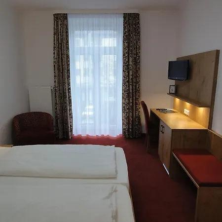 Krone Hotel 3*