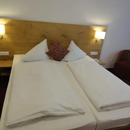 Krone فندق Rielasingen-Worblingen